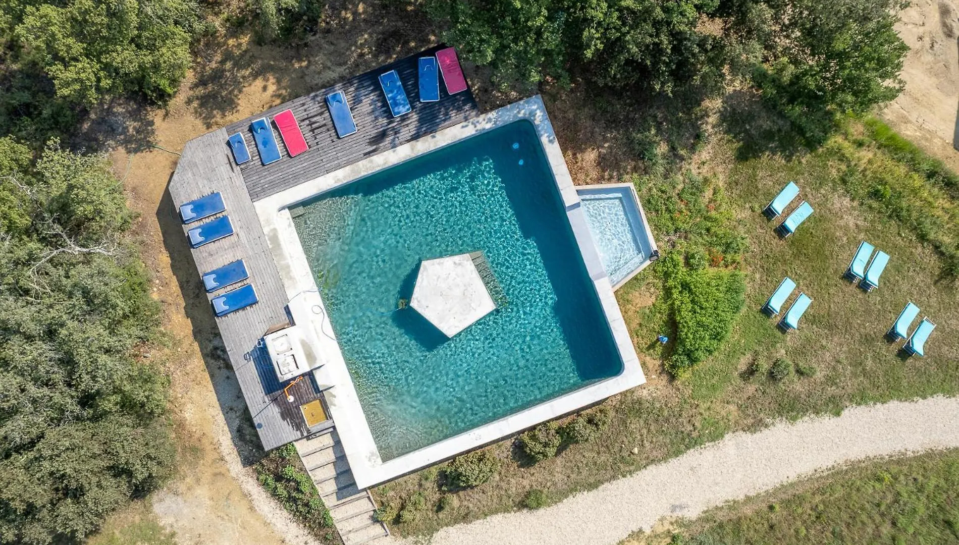 Domaine La Ferme Hi Bride Bed & Breakfast Villelaure France