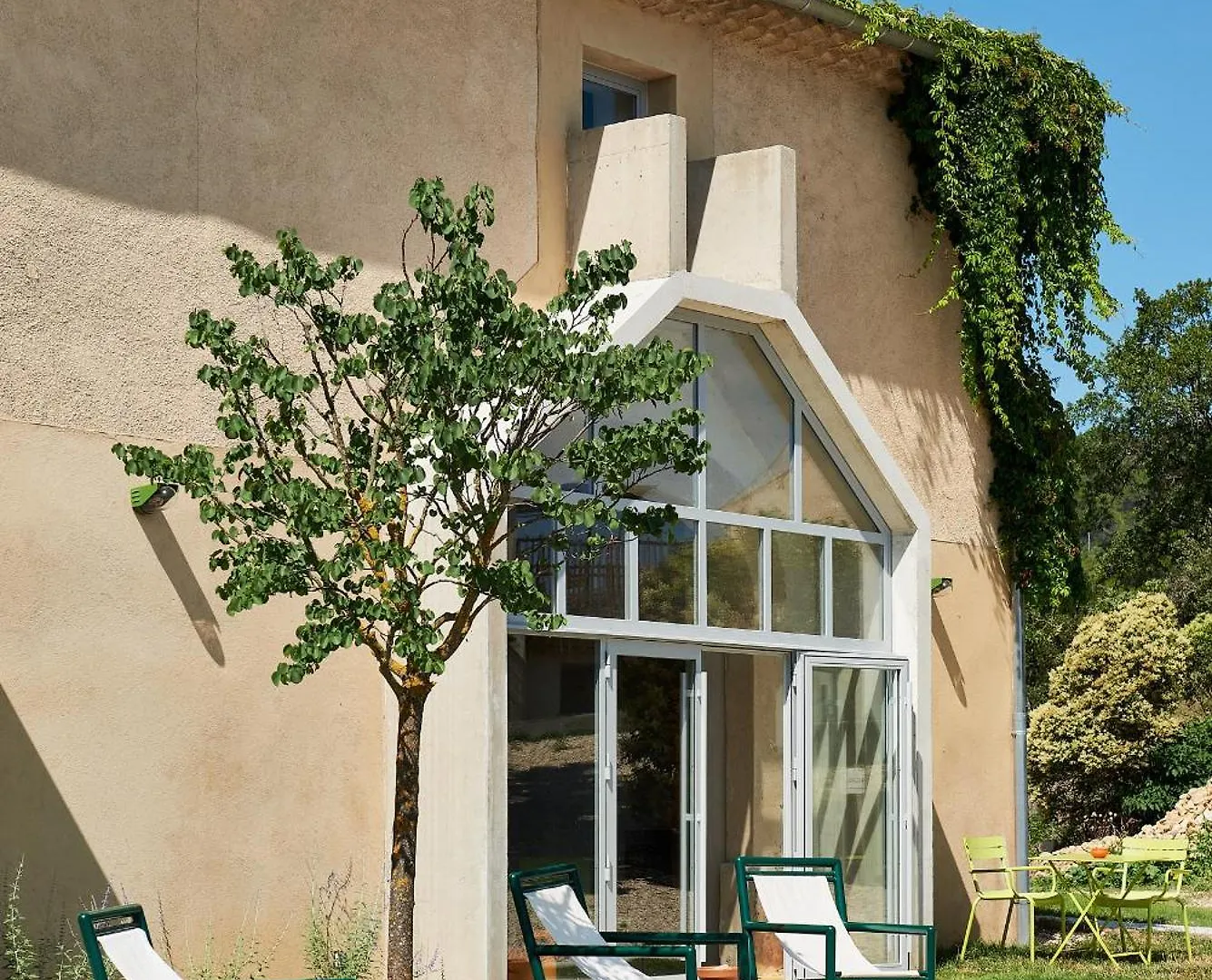 Domaine La Ferme Hi Bride Bed & Breakfast Villelaure France